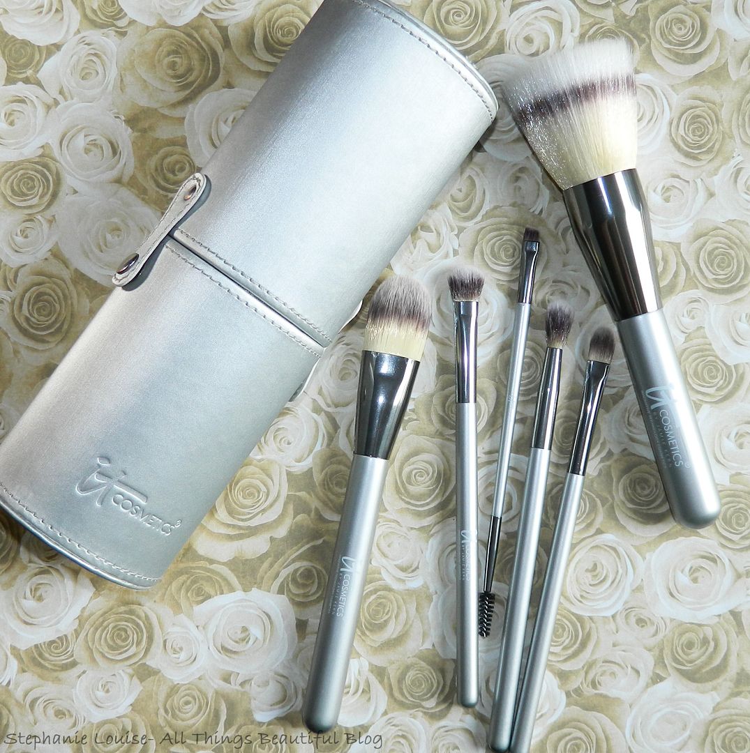 It Cosmetics Limited Edition Heavenly Luxe Vanity Brush Set Review